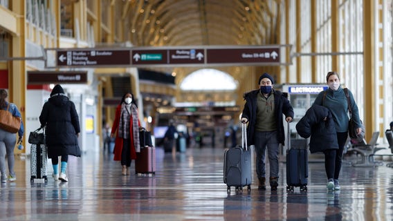 COVID-19 testing to be available next month at Reagan National, Dulles International airports