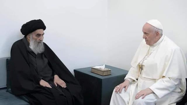 Pope, top Iraq Shiite cleric hold historic, symbolic meeting