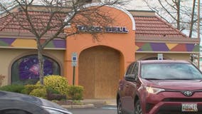 Video: Driver plows into group of people before smashing into Waldorf Taco Bell