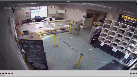 Investigators continue search for motive after Navy medic shoots 2 US sailors in Frederick