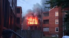 Montgomery County crews respond to 2-alarm fire at Silver Spring apartment complex