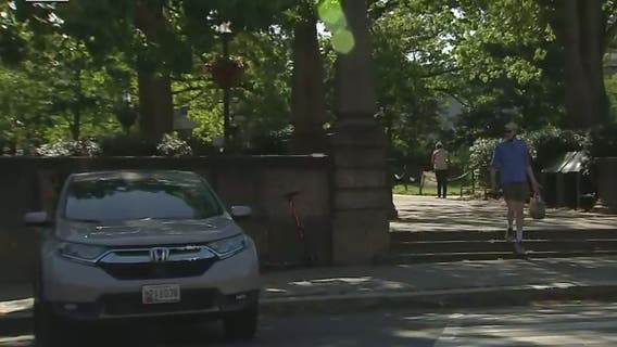 DC attacker posing as cop, pepper spraying victims, police say