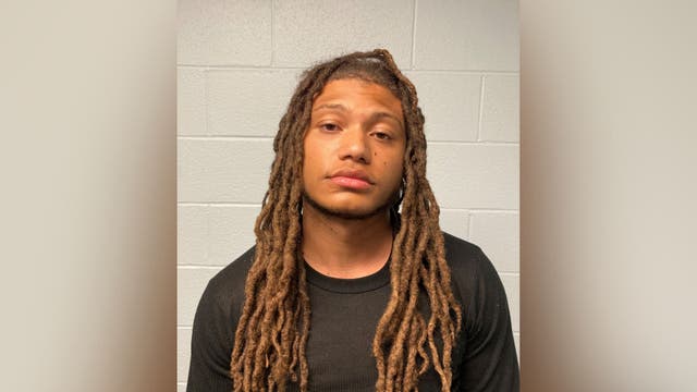 Wheaton AT&T store armed robbery suspect caught after running from police, carjacking in Laurel