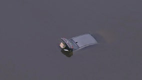 2 rescued after vehicle into lake near Dulles International Airport