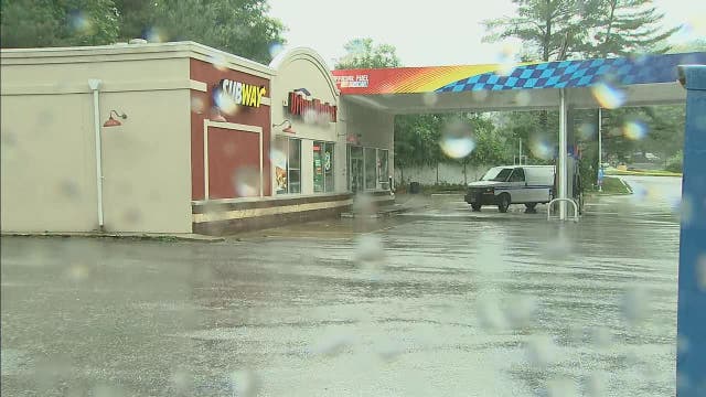 1 employee shot during attempted robbery at gas station in Prince George’s County, authorities say