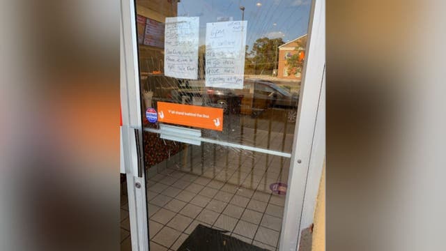 Irate Stafford Popeye's customer smashed glass, cursed over chicken sandwich wait time