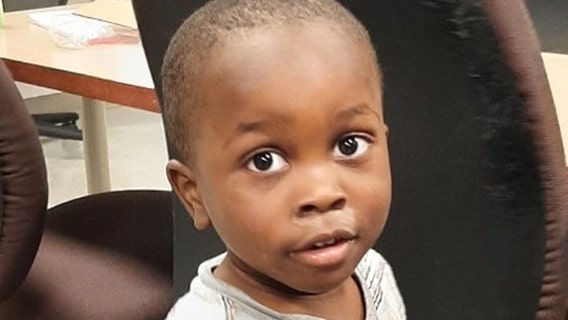 Person responsible for child found alone in White Oak located: police