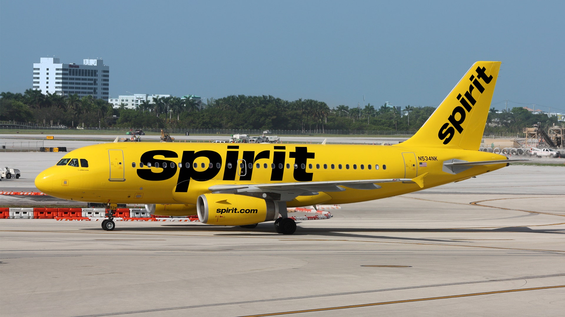 Spirit Airlines shuts down operations immediately, BWI warns passengers not to come