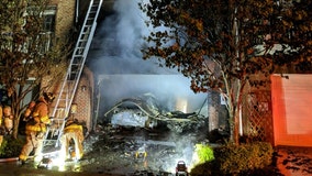 Fairfax County townhouse fire leaves one injured; nearby homes with damage