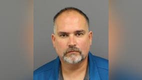 Former customs officer from Manassas pleads guilty to child porn charges