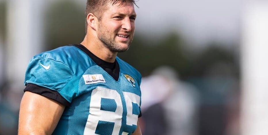 Tim Tebow goes without a catch on birthday in preseason opener