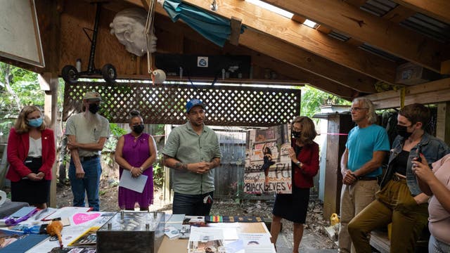 Find out what’s inside the time capsule replacing the one underneath Richmond’s Robert E Lee monument