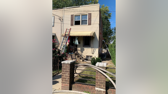 Man in critical condition after Southeast DC fire