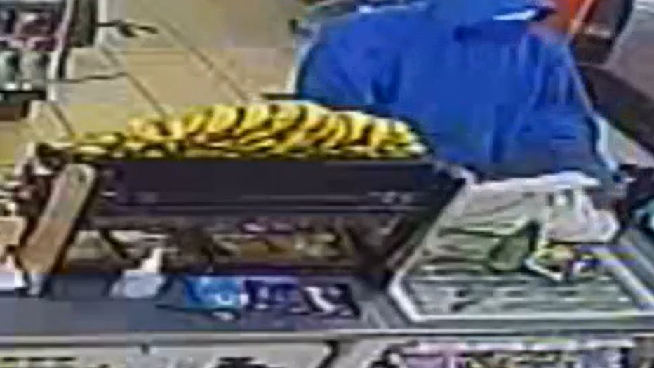 Germantown Convenience Store Robbery Caught On Camera; Police Searching ...