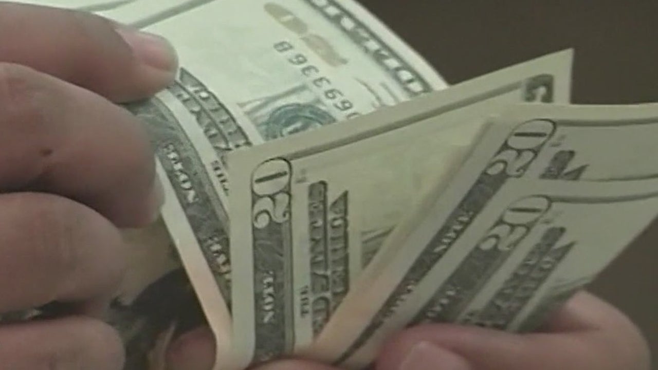 Virginia minimum wage to increase to 12 starting Jan. 1; DC's