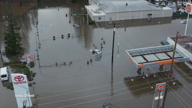 Washington state flooding: State of emergency declared, hundreds displaced