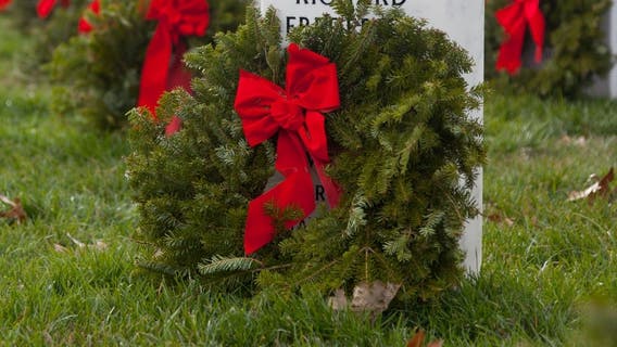 Man arrested for setting Christmas wreaths on fire at Hagerstown cemetery