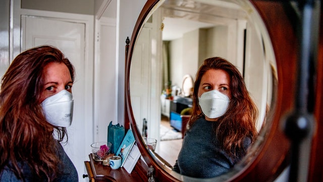 New CDC isolation, quarantine guidelines spark debate online, within medical community