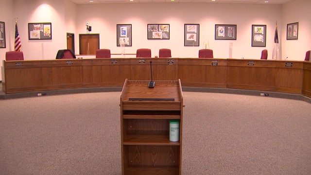 Spotsylvania County school board narrowly votes to rescind school district’s mask mandate