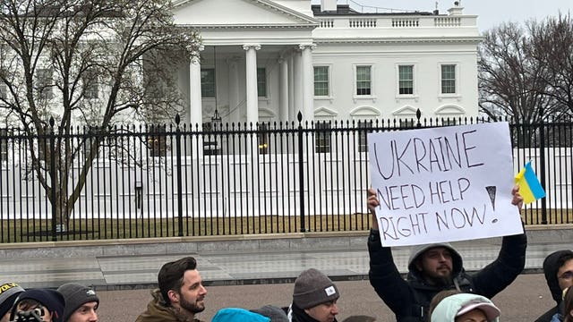 Protestors gather near White House, call on Biden administration to halt invasion of Ukraine