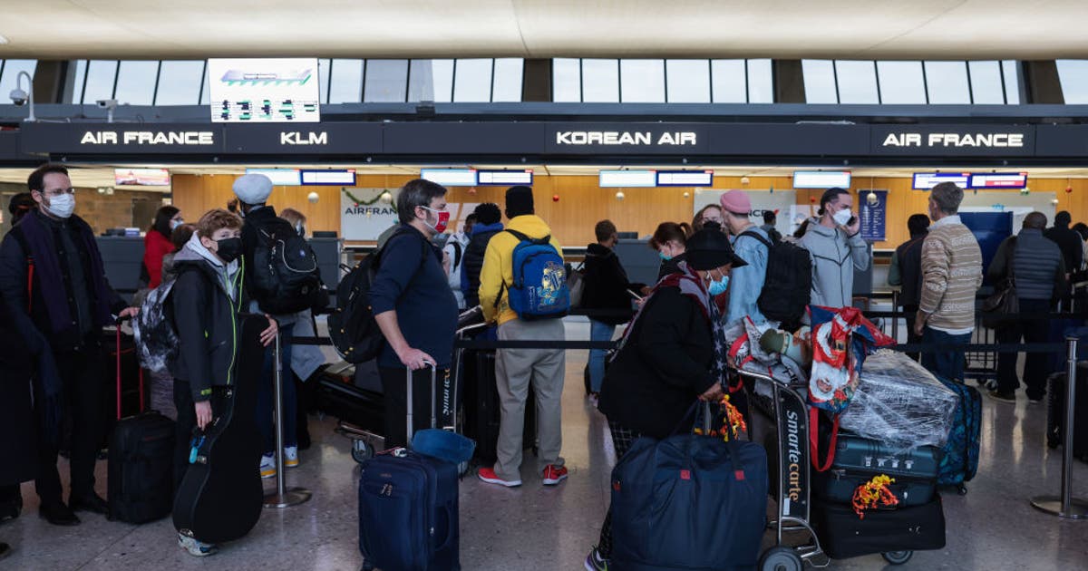 Flight attendants, airline CEOs urge Biden administration to end ...