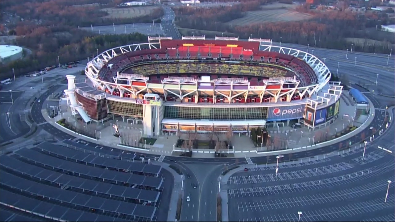 Sportsbook opens at Fedex Field