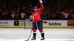 Ovechkin now 3rd on NHL goals list, Caps beat Isles in shootout
