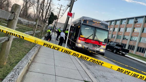 Teenager stabbed on Metrobus in Southeast; victim in stable condition