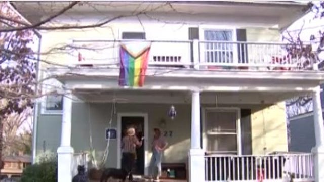 Group of single moms purchase Maryland home together to save money