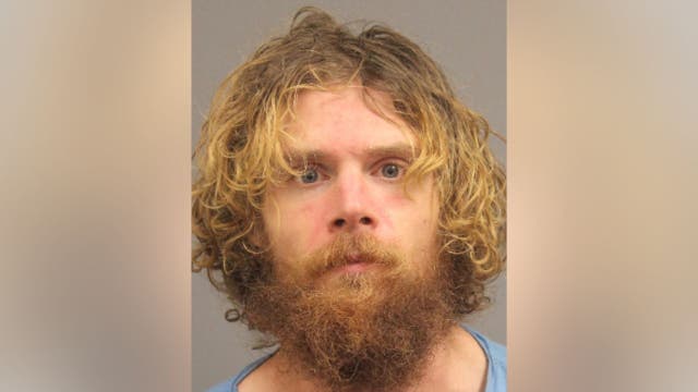 Man arrested for exposing himself to beauty salon employees in Woodbridge: police