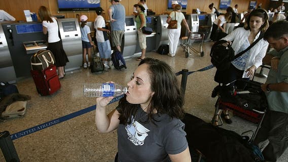 Travelers experiencing delays ahead of Memorial Day Weekend