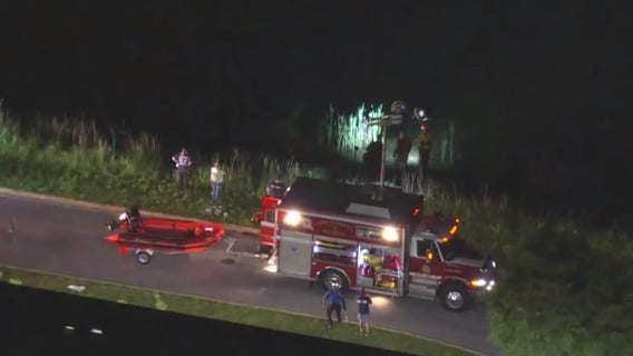 Car crashes into pond in Frederick County, 1 man hospitalized