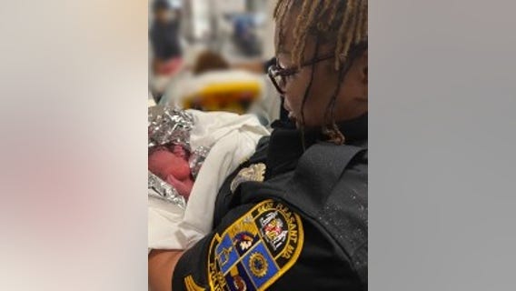 Seat Pleasant police officers help deliver twin girls