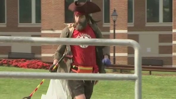 Johnny Depp Trial: ‘Captain Jack Sparrow’ look-a-like picks up trash outside courthouse
