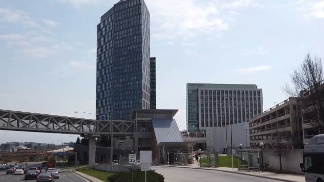 Light fixture shattering causes gun scare at Tysons Corner Mall, police say