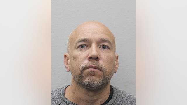 Fairfax man sexually assaulted young girl on playground, police say