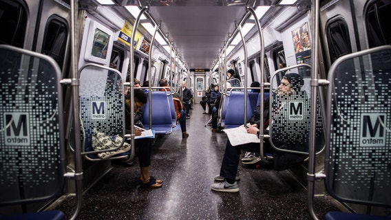 Metro extends its hours for New Year’s Eve