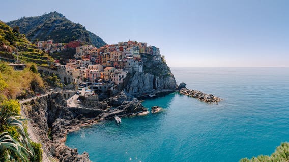 Your Ultimate Checklist for Traveling Abroad: Don’t Leave Home Without It