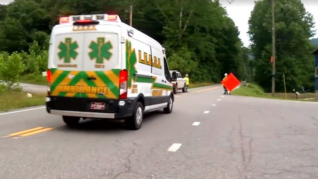 Helicopter crash kills 6 people in West Virginia