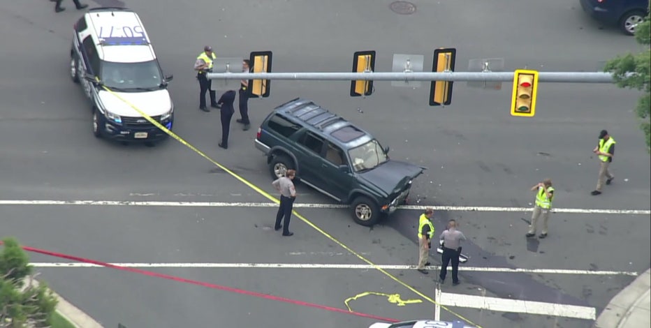 18-year-old driver indicted in crash that killed 2 Oakton High School students: officials