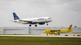 Spirit Airlines declares bankruptcy: How it impacts holiday travelers