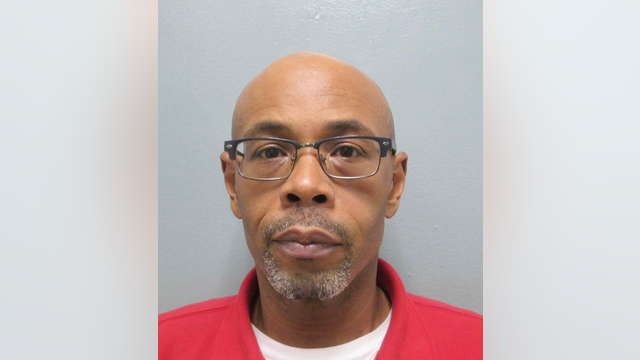 High school choir teacher asked for nude photos from 16-year-old boy in Virginia: Sheriff