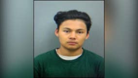 20-year-old wanted for assaulting, abducting 16-year-old in Leesburg: police