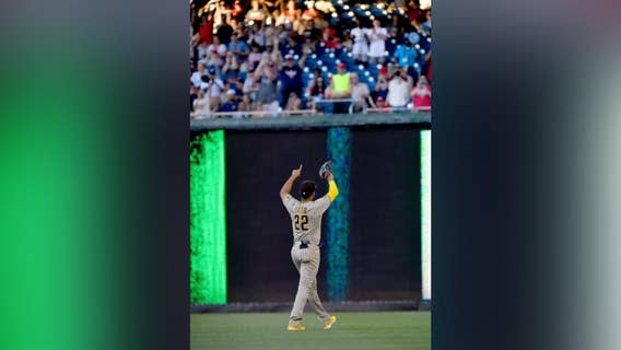 Juan Soto returns to Nationals Park to standing ovation from fans