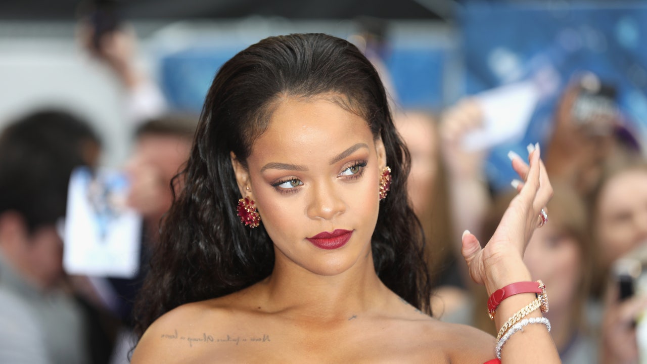 Super Bowl 2023: Celebs React to Rihanna's Halftime Show