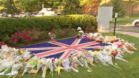Queen Elizabeth II: British Embassy in DC opens doors for mourners to sign condolence book