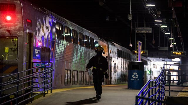 Potential railroad strike throwing travel plans off-track