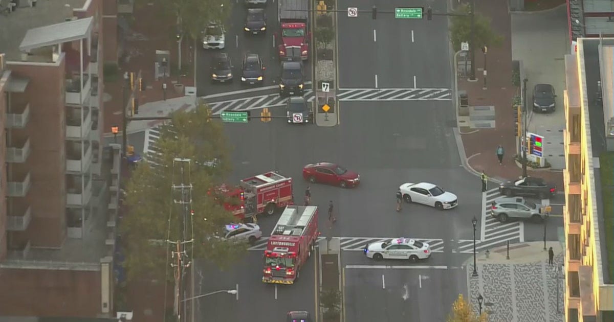 Deadly motorcycle crash causes major delays in Bethesda | FOX 5 DC