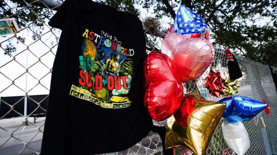 1edaedda-At Least 8 Killed And Dozens Injured After Crowd Surge At Astroworld Concert