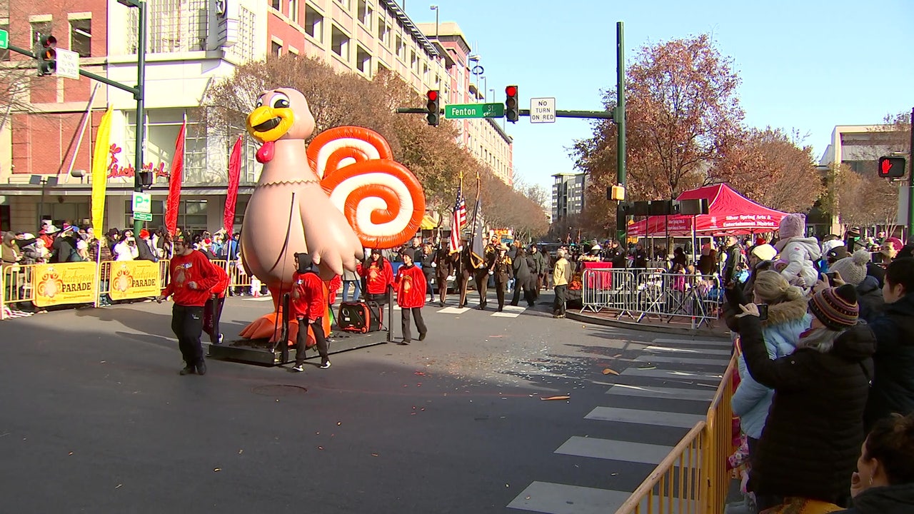 Montgomery County holds annual Thanksgiving Parade in Silver Spring Montgomery County holds annual Thanksgiving Parade in Silver Spring